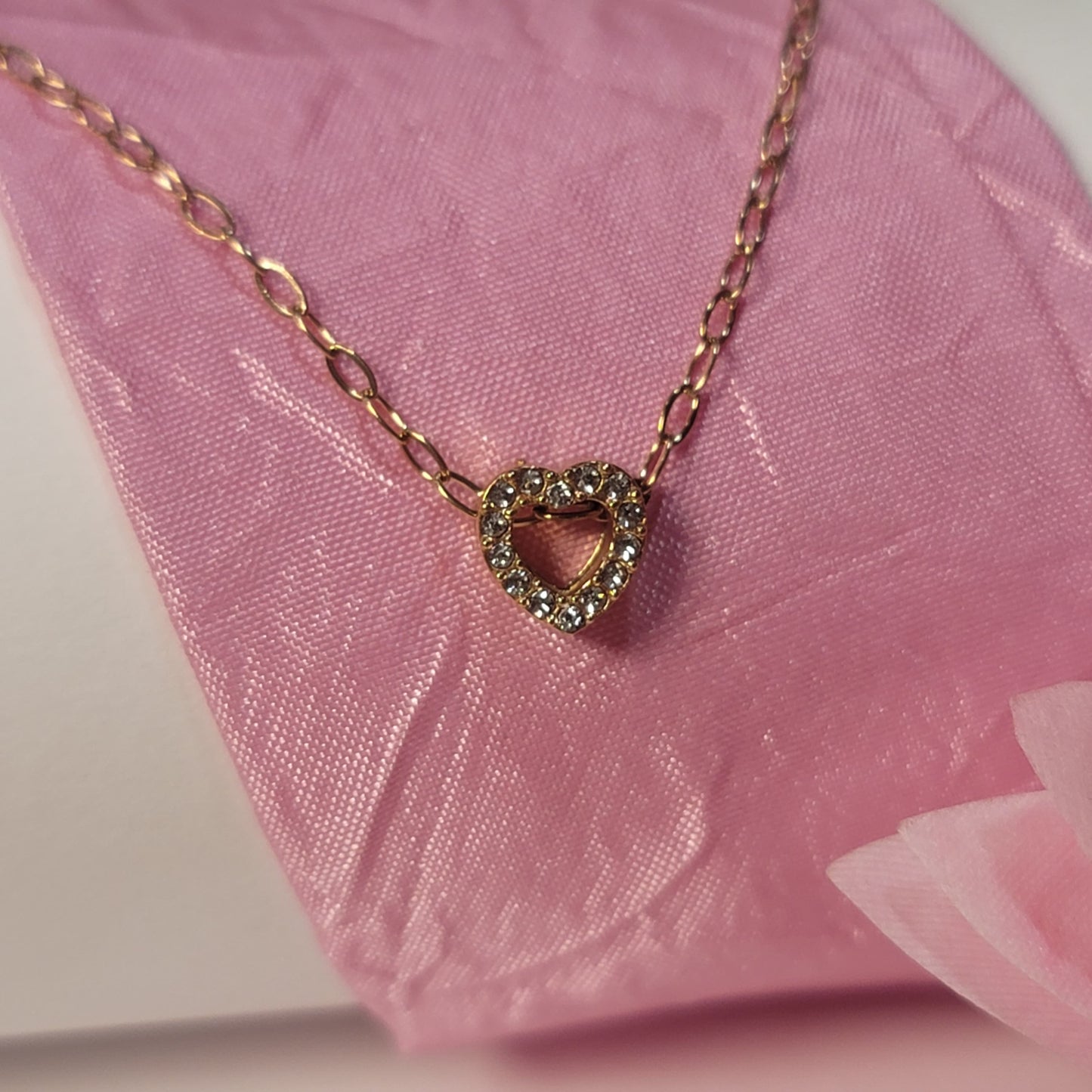 Dainty Heart Pendant Necklace