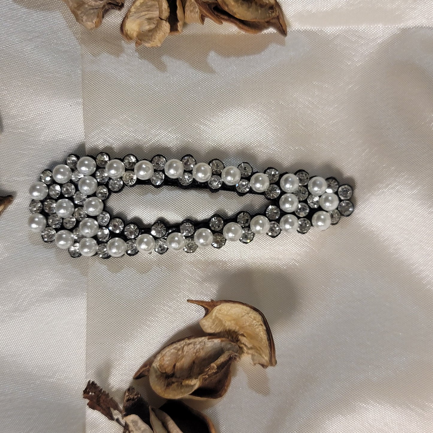 Elegant Pearl & Rhinestone Barrette for Women & Girls