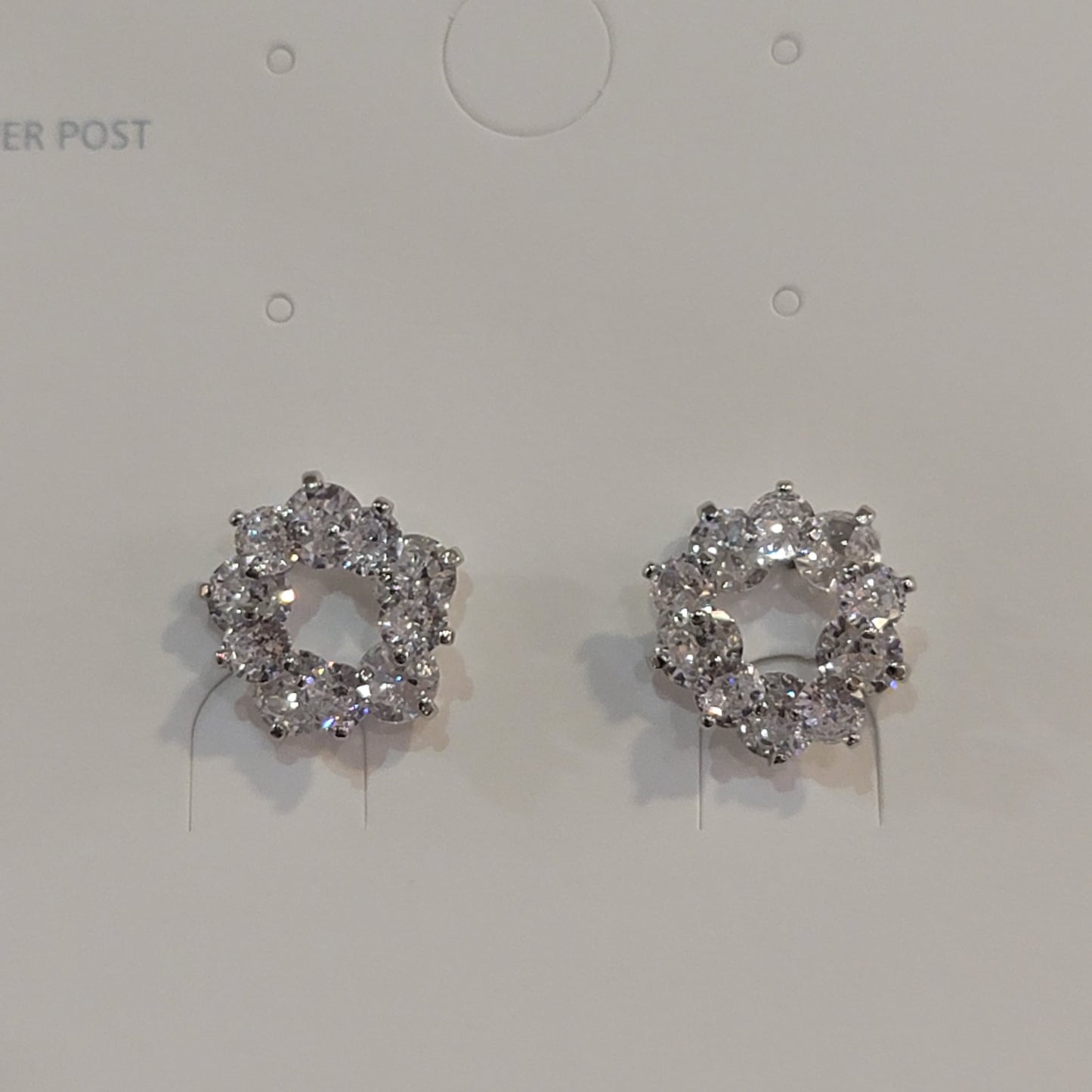 Dainty Flower Stud Earrings