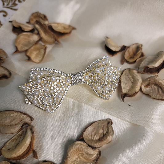 Elegant Pearl Bow Hair Clip