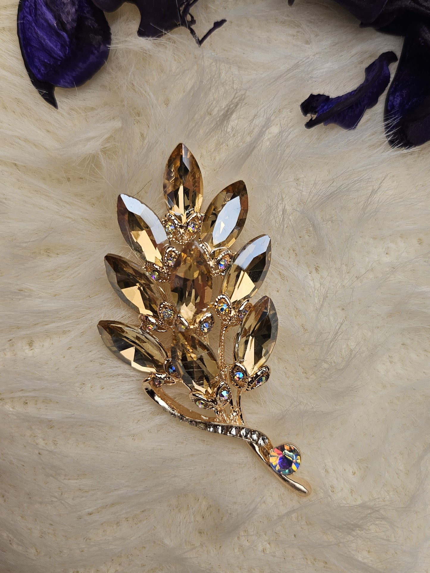 Golden Leaf Crystal Brooch