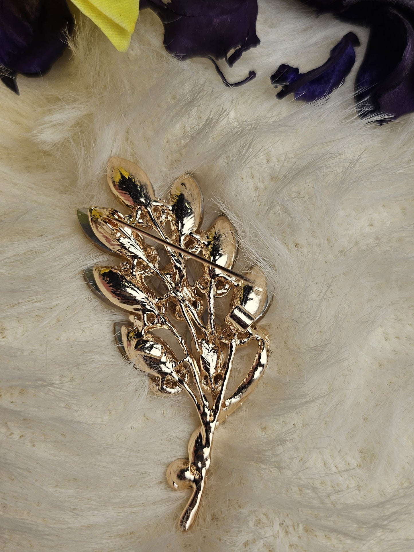 Golden Leaf Crystal Brooch