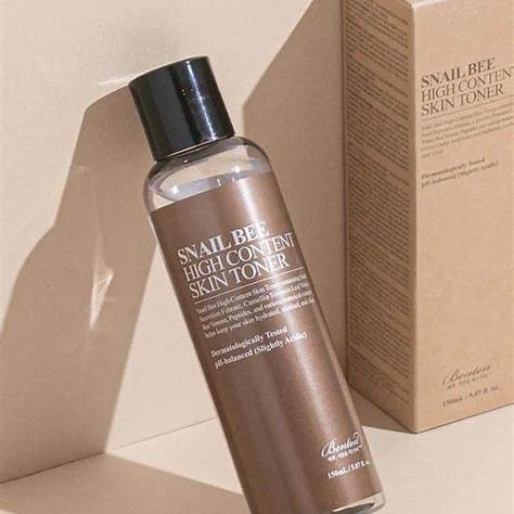 Benton Snail Bee High Content Skin Toner - Hydrating and Soothing Toner